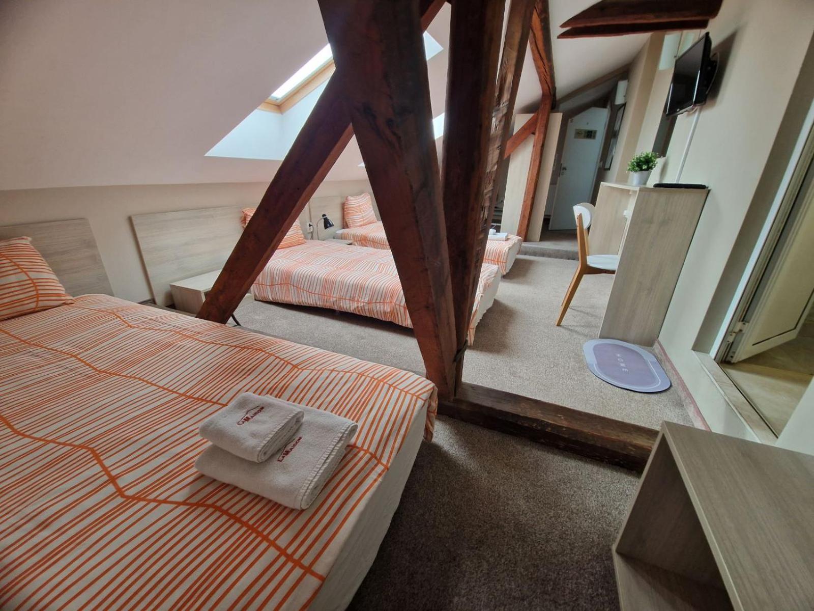 La Maison Ruse Ngoại thất bức ảnh