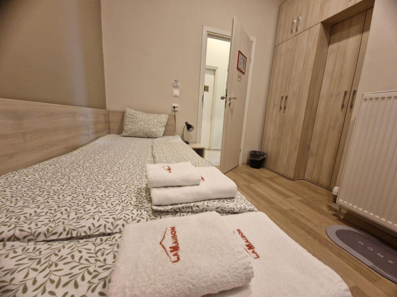 La Maison Ruse Ngoại thất bức ảnh