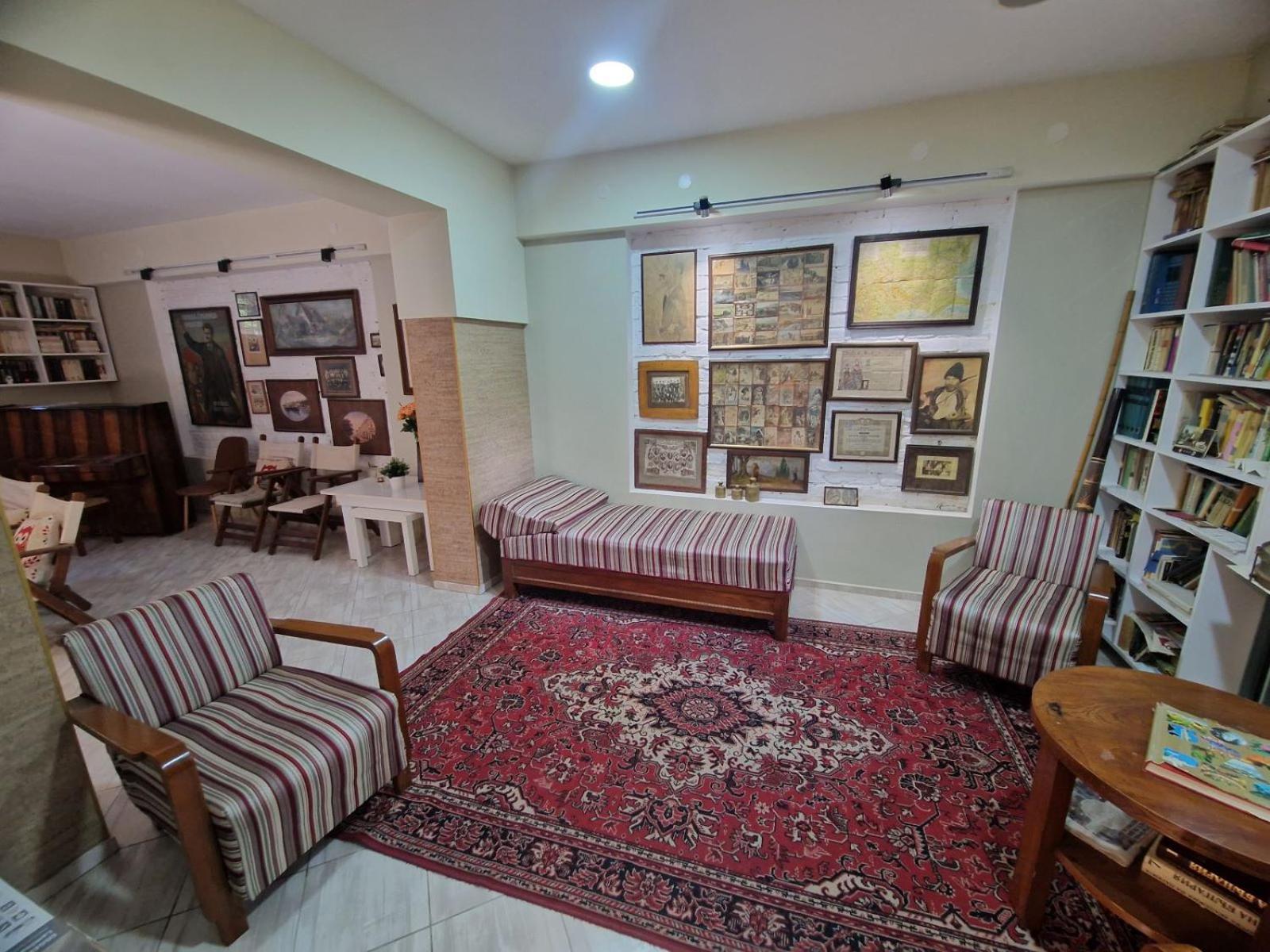 La Maison Ruse Ngoại thất bức ảnh