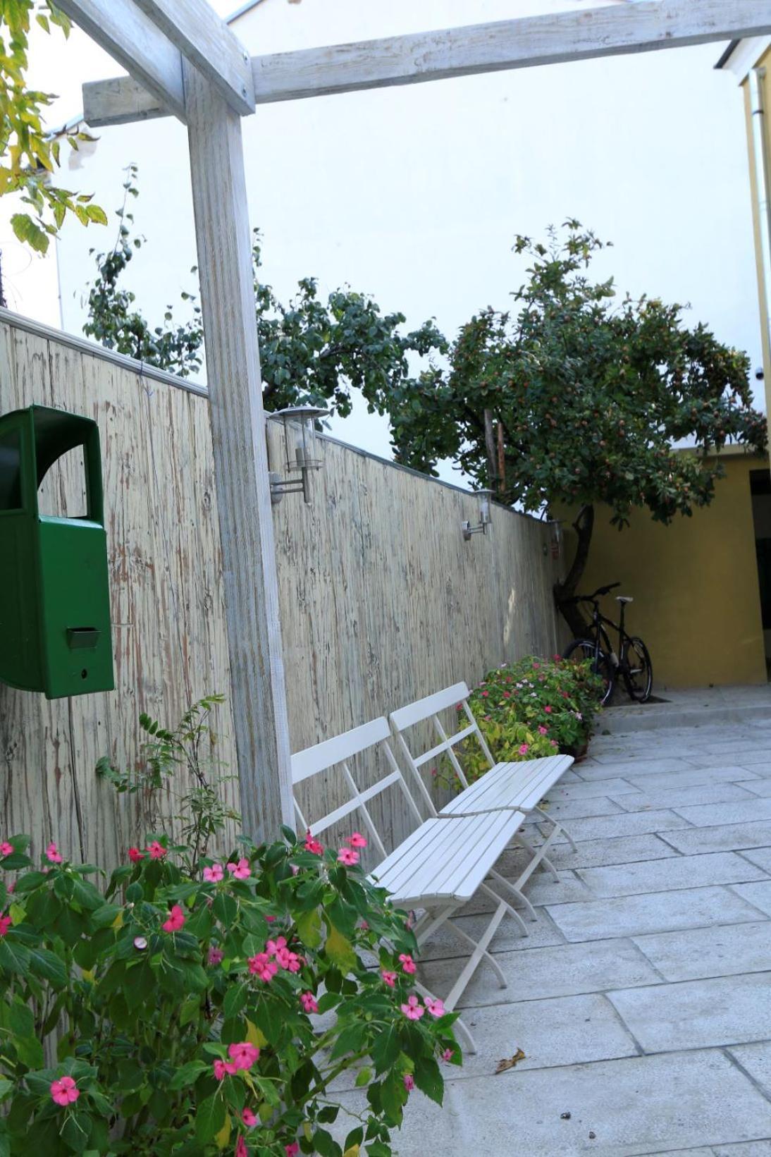 La Maison Ruse Ngoại thất bức ảnh