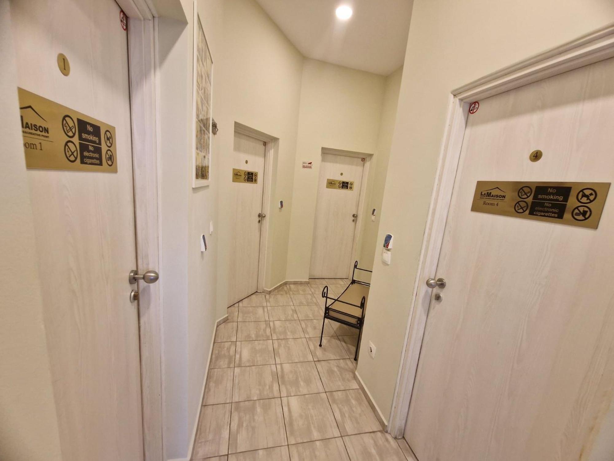 La Maison Ruse Ngoại thất bức ảnh